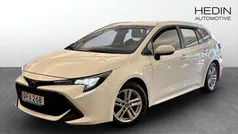Vit (white) Begagnad 2020 Toyota Corolla Hybrid Kombi | 199 000 kr (Marknadspris)
