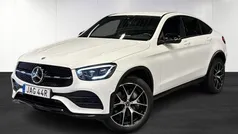 Vit (white) Begagnad 2023 Mercedes GLC300e AMG line Plus Sportkupé | 544 900 kr (Marknadspris)