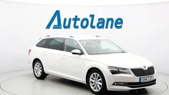 Vit Begagnad 2018 Skoda Superb Style Kombi | 179 900 kr (Marknadspris)