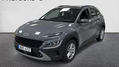Grå Begagnad 2022 Hyundai Kona Essential SUV | 179 800 kr (Bra pris)