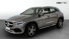 Mörkgrå (brown) Begagnad 2023 Mercedes GLA200 SUV | 379 900 kr (Marknadspris)