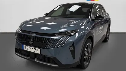 Begagnad Peugeot 3008 Ultimate 136 HK (100 kW) 2024 Blå inrago metallic SUV