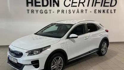 Begagnad Kia XCeed Advance 105 HK (77 kW) 2022 Vit (white) SUV