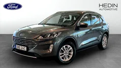 Grå (silver) Begagnad 2021 Ford Kuga Titanium SUV | 244 900 kr (Marknadspris)
