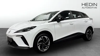 Begagnad MG MG4 EV 125 kW (170 HK) 2024 Halvkombi