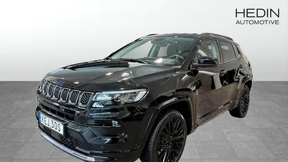 Begagnad Jeep Compass 241 HK (177 kW) 2022 Svart SUV