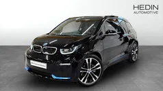 Svart (black) Begagnad 2022 BMW i3 Comfort Edition Halvkombi | 268 700 kr (Lite dyr)