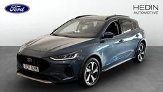 Blå (blue) Begagnad 2022 Ford Focus Active Halvkombi | 214 900 kr (Marknadspris)