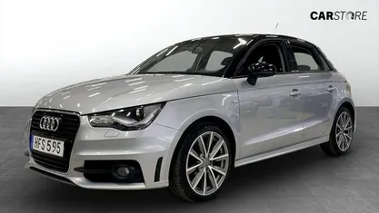 Begagnad Audi A1 Sportback S-Line 90 HK (66 kW) 2014 Silver Halvkombi