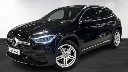 Begagnad 2023 Mercedes GLA250 AMG line SUV | 449 000 kr (Marknadspris)