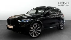 Svart Begagnad 2019 BMW X5 M Sport SUV | 618 700 kr (Marknadspris)