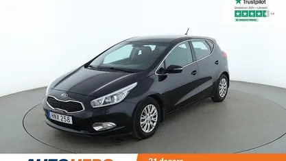 Svart Begagnad 2014 Kia Ceed Comfort Halvkombi | 83 000 kr (Marknadspris)
