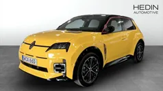 Gul (yellow) Begagnad 2025 Renault R5 Iconic Halvkombi | 441 600 kr (Marknadspris)