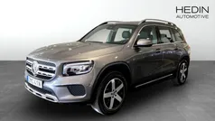 Mörkgrå (grey) Begagnad 2021 Mercedes GLB200 SUV | 359 900 kr (Marknadspris)