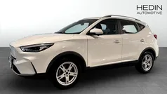 Vit (white) Begagnad 2022 MG ZS Luxury Sedan | 249 900 kr (Bra pris)