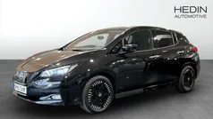 Svart (black) Begagnad 2023 Nissan Leaf N-Connecta Halvkombi | 209 900 kr (Marknadspris)