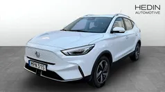 Vit (white) Begagnad 2022 MG ZS Comfort Sedan | 239 900 kr (Bra pris)