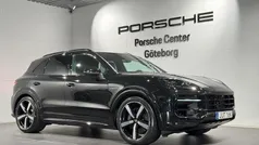 Svart (grey) Ny 2025 Porsche Cayenne SUV | 1 487 300 kr (Bra pris)