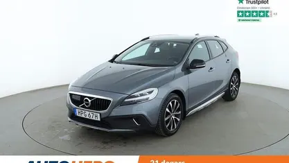 Begagnad 2019 Volvo V40 CC Kombi | 187 000 kr (Bra pris)