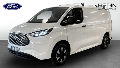 Ny Ford E-Transit Trend 100 kW (136 HK) 2026 Frozen white Van