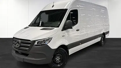 Begagnad Mercedes E-Sprinter 150 kW (204 HK) 2025 Van