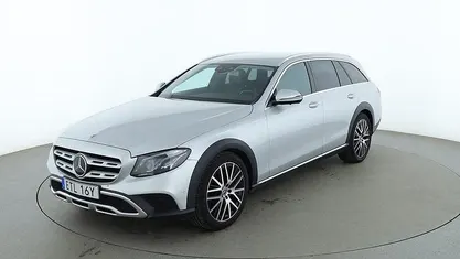 Silver Begagnad 2020 Mercedes E220 Avantgarde SUV | 326 000 kr (Marknadspris)