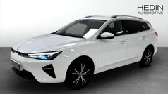 Vit Begagnad 2022 MG MG5 EV Luxury Kombi | 249 900 kr