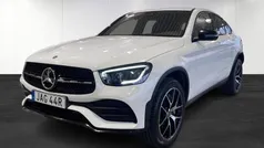 Vit (white) Begagnad 2023 Mercedes GLC300e AMG line Plus Sportkupé | 549 900 kr (Marknadspris)