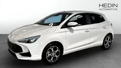 Vit Ny 2024 MG MG3 Luxury Halvkombi | 269 990 kr (Marknadspris)