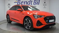 Röd Begagnad 2022 Audi e-tron Sportback S-Line SUV | 529 800 kr (Marknadspris)