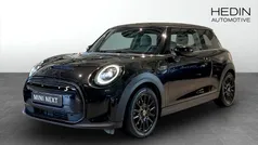 Svart (black) Begagnad 2022 Mini Cooper SE Halvkombi | 208 700 kr (Bra pris)