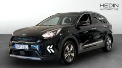 Svart (black) Begagnad 2021 Kia Niro Advance SUV | 239 900 kr (Marknadspris)