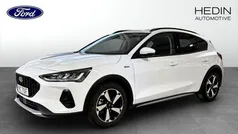 Vit (white) Begagnad 2024 Ford Focus Active Halvkombi | 204 900 kr (Marknadspris)