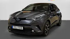 Grå Begagnad 2017 Toyota C-HR Style SUV | 169 600 kr (Marknadspris)