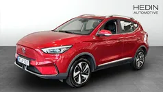 Röd (red) Begagnad 2021 MG ZS Luxury Sedan | 244 900 kr (Bra pris)