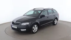 Svart Begagnad 2016 Skoda Octavia Ambition Kombi | 127 000 kr (Marknadspris)