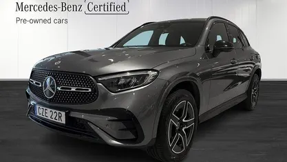 Svart Begagnad 2022 Mercedes GLC300e AMG SUV | 599 900 kr (Marknadspris)