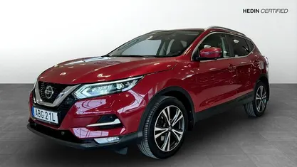 Röd Begagnad 2019 Nissan Qashqai Pack SUV | 179 900 kr (Marknadspris)
