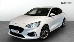 Begagnad 2022 Ford Focus ST-Line Halvkombi | 179 900 kr (Marknadspris)