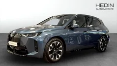 Blå (blue) Begagnad 2025 BMW iX M Sport SUV | 948 700 kr