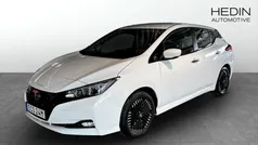 Vit (white) Begagnad 2023 Nissan Leaf Acenta Halvkombi | 264 900 kr (Dyr)