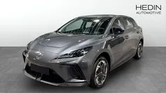 Grå Begagnad 2024 MG MG4 EV Halvkombi | 307 900 kr (Marknadspris)