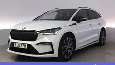 Vit Begagnad 2022 Skoda Enyaq iV SportLine SUV | 407 900 kr (Marknadspris)