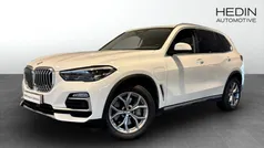 Vit Begagnad 2021 BMW X5 xLine SUV | 498 700 kr (Superpris)