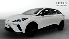 Vit (white) Begagnad 2023 MG MG4 EV Halvkombi | 259 900 kr (Marknadspris)