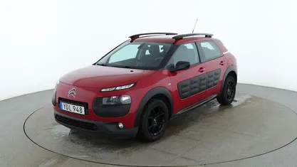 Röd Begagnad 2016 Citroën C4 SELECTION SUV | 79 000 kr (Marknadspris)