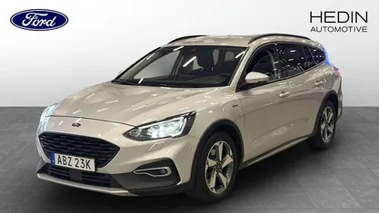 Grå Begagnad 2020 Ford Focus Kombi | 160 000 kr (Marknadspris)