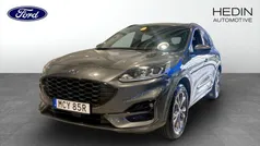 Grå (grey) Begagnad 2024 Ford Kuga ST-Line SUV | 309 900 kr (Marknadspris)