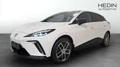 Begagnad 2023 MG MG4 EV Trophy Halvkombi | 334 900 kr (Marknadspris)