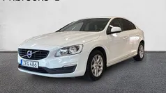 Vit Begagnad 2018 Volvo S60 Kinetic Sedan | 169 800 kr (Bra pris)